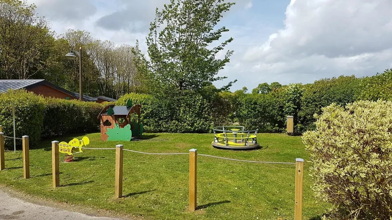 Camping La Tourelle Plemy France