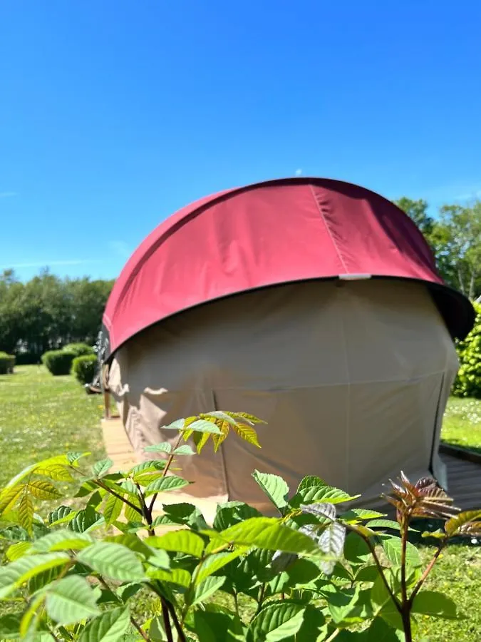 Camping La Tourelle Plemy Campsite