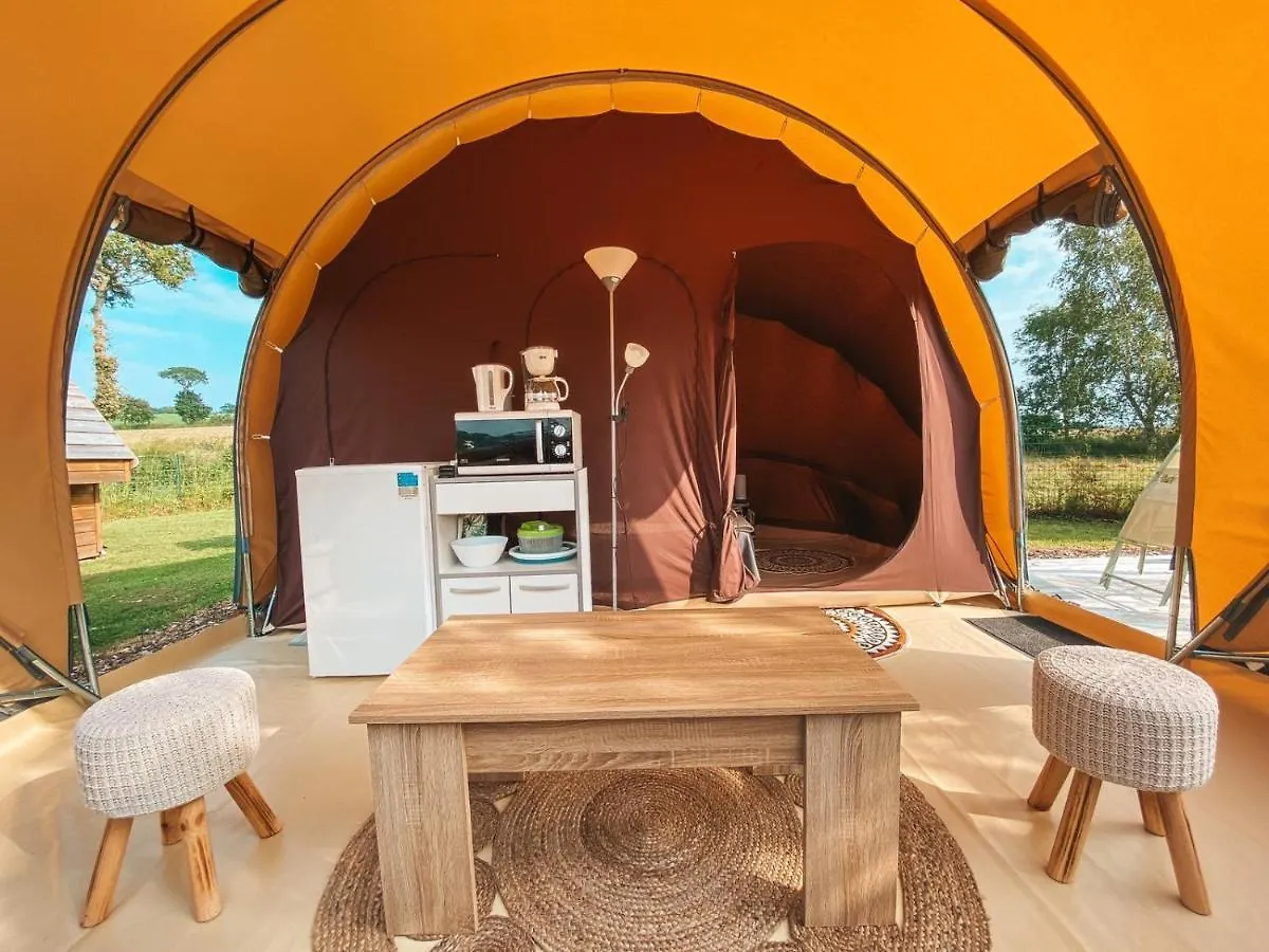 Camping La Tourelle Plemy Campsite